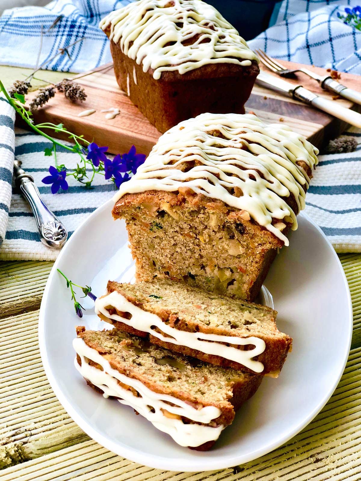 Apple, carrot and zucchini cake with ginger and turmeric