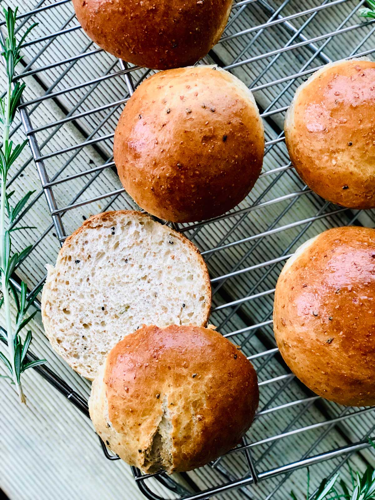 Best wholemeal homemade burger buns