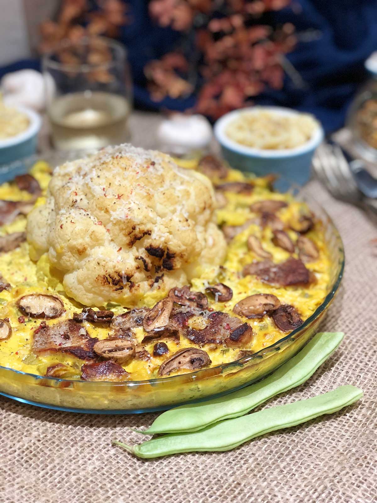 Cauliflower with pork medallions turmeric and mushrooms 