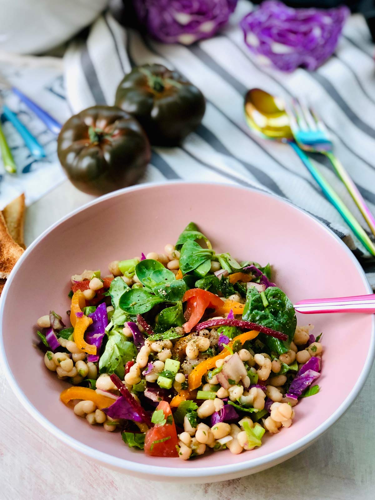 Haricot beans with yacon sweet marmande tomatoes