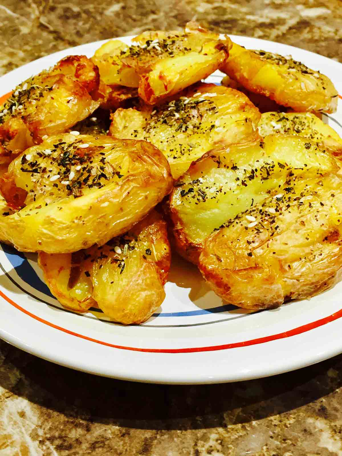 These crusty baked potato spuds are a simple and delicious potato side dish, a classic potato recipe that never fails to deliver.
