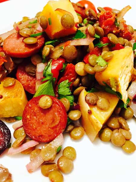 A close-up of the lentils, chorizo and tomatoes meal, all ready to taste.