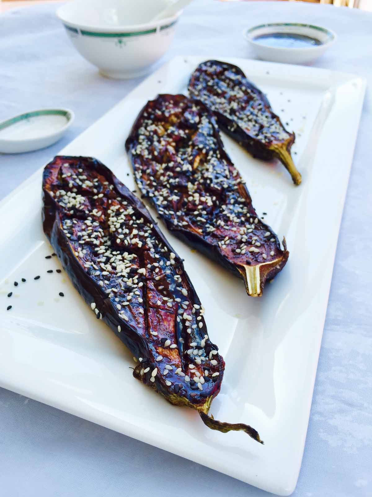 Experience the Japanese cuisine with these miso aubergines, marinated with a tasty miso paste, honey and sesame seeds.