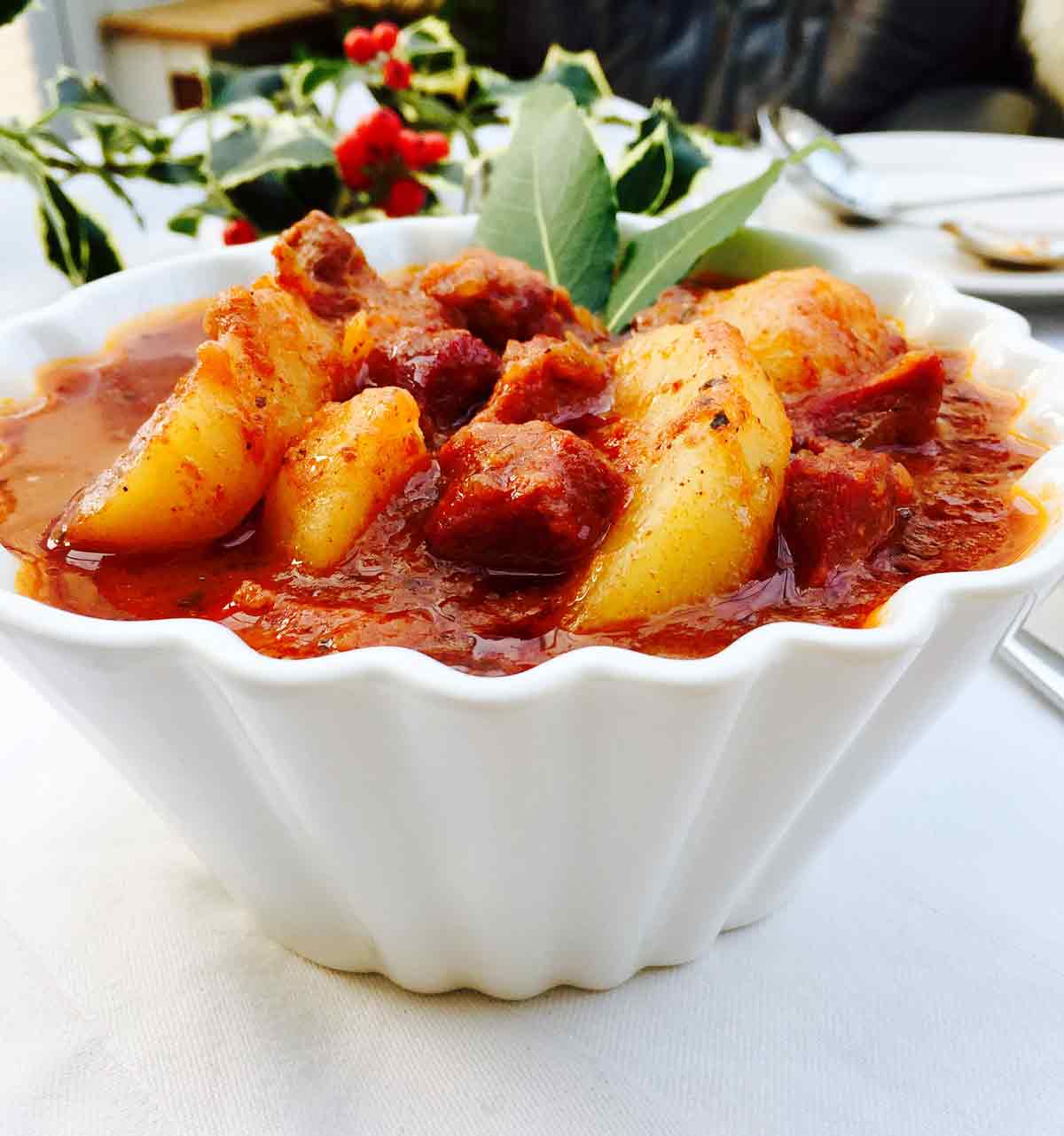 This ox tongue goulash is a satisfying treat, a comforting food you can prepare in your kitchen, without fancy ingredients.