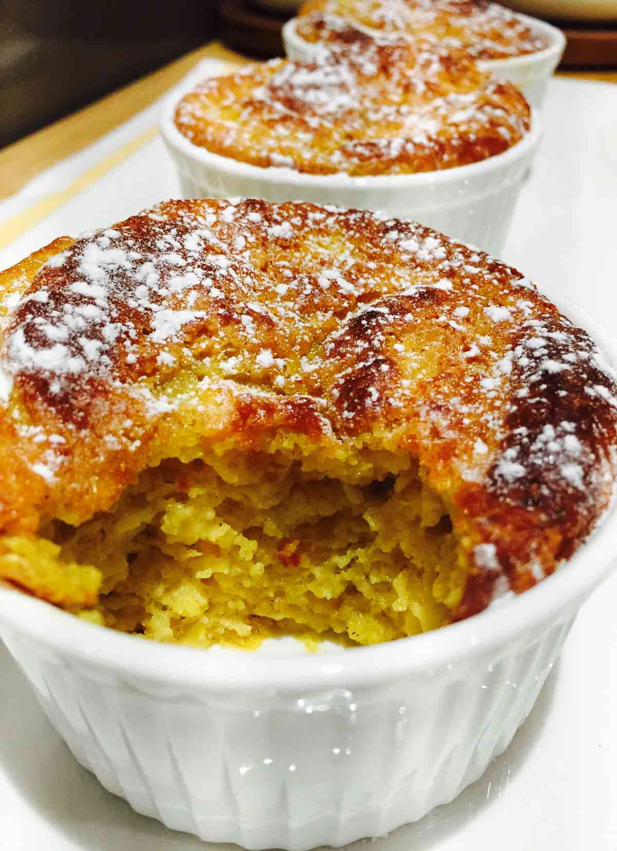 Taste this really scrumptious semolina and ricotta cheese soufflé, a delicate and naturally sweet cheese dessert worth sharing.